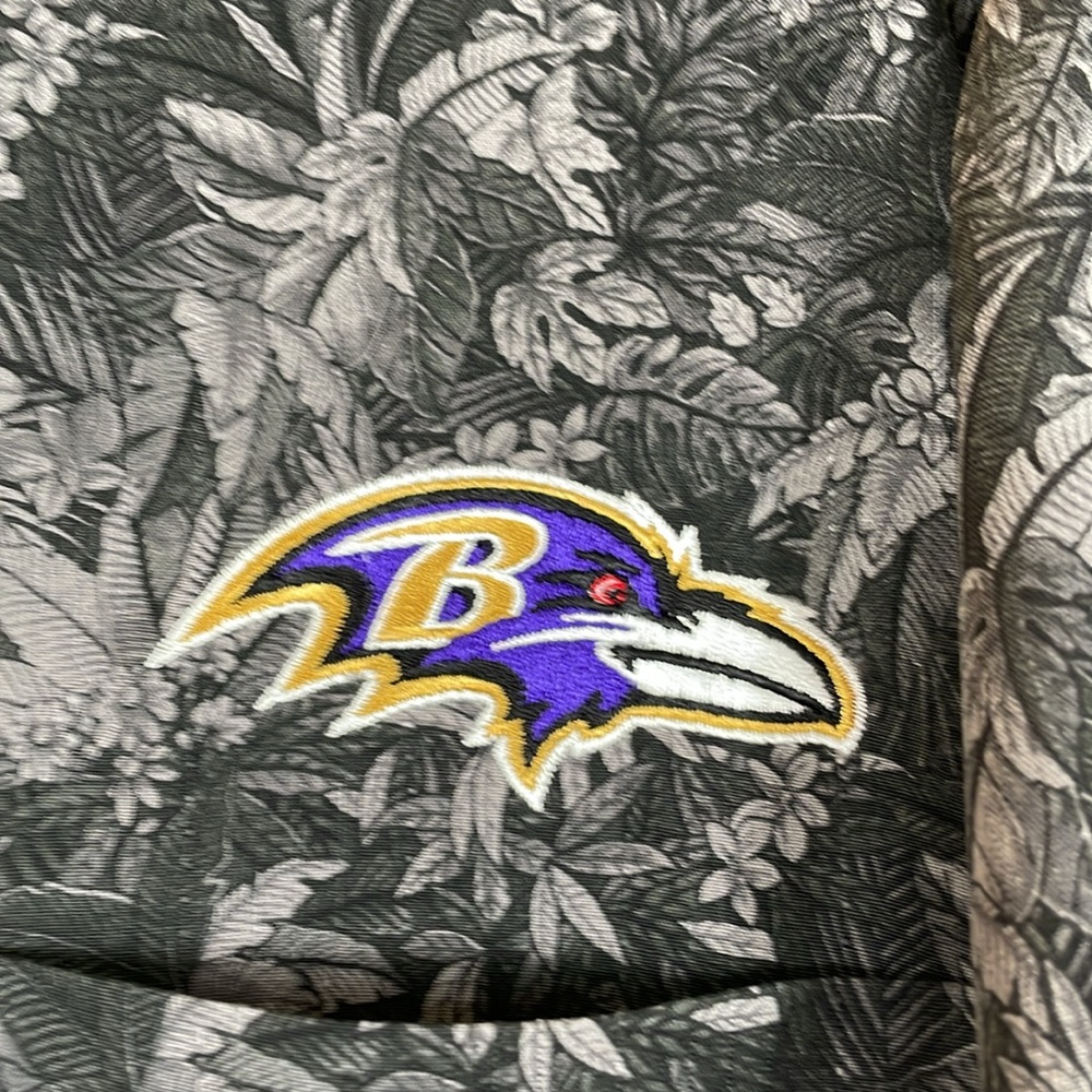 Baltimore Ravens Custom Tommy Bahama Shirt NWT XLT Hawaiian Button Down NEW - Picture 3 of 13
